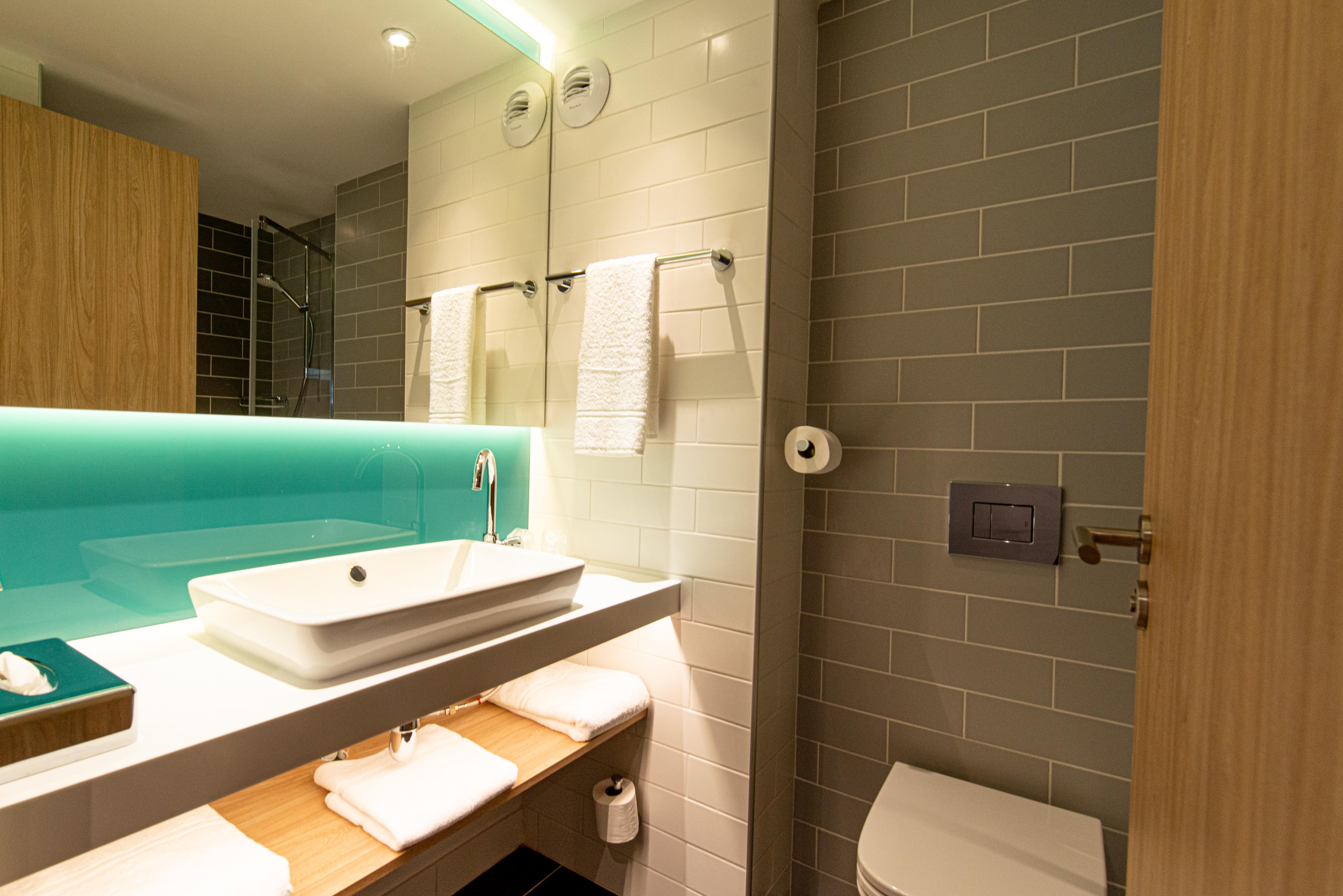 Holiday Inn Express - Bordeaux - Lormont By Ihg Εξωτερικό φωτογραφία